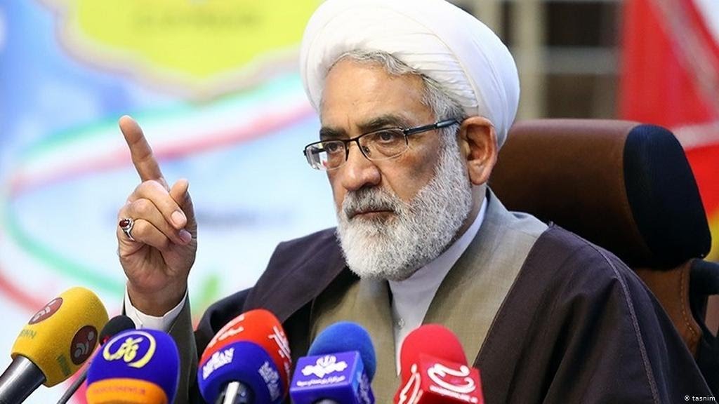 فریاد زدیم آقای وزیر ارتباطات، مسیر جهنمی فضای مجازی مملکت را به آشوب کشید/ چرا باید با ۴۸ ساعت تأخیر فضای مجازی بسته شود؟