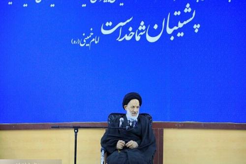 جمهوری اسلامی ایران خار چشم بیگانگان است