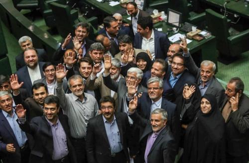 از حضور وکیل‌الدوله ها در مجلس، تا لابی برخی نمایندگان با دولت