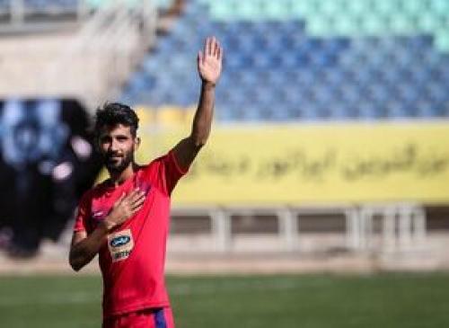 سورپرایز خبری برای پرسپولیسی‌ها/شاه ماهی به تیم محبوبش پیوست 