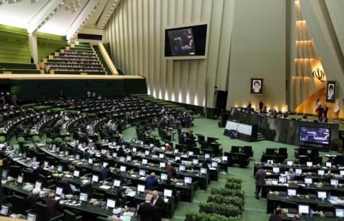 سفیر روباه پیر اخراج وسطح روابط با انگلیس به کاردار تنزل یابد