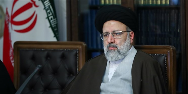 اگر در کشور تسهیلاتی وجود دارد اولویت با تولید است/ باید به تولیدکننده تسهیلات داد نه دلالی