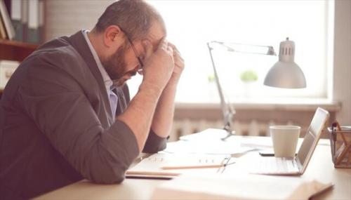 آشنایی با ۱۵ نشانه مهم استرس‌های مزمن 