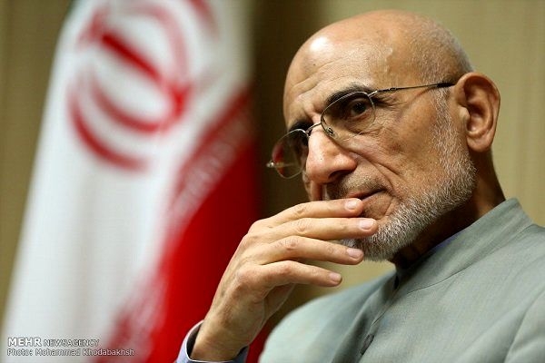 دولتی‌ها با فرمایشی خواندن انتخابات در پی پنهان کردن چه هستند؟/ روحانی به دلیل ضعف عملکرد دولتش فرار رو به جلو می‌کند