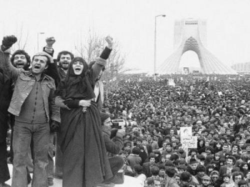 تا انقلاب مهدی رخ ندهد ما از پای نخواهیم نشست 