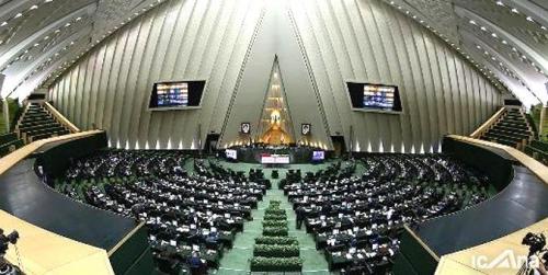 عدم وحدت، خیل عظیم نیروهای حزب‌الله را با سر‌درگمی و دلسردی رو‌به‌رو می کند/سر گردنه که کُشتی نمی‌گیرند