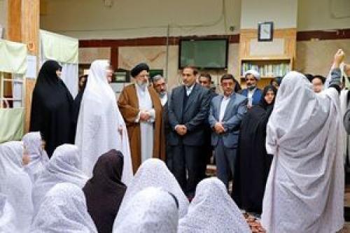 تا پایان سال وضعیت متقاضیان آزادی مشروط مشخص شود/ از سختگیری در مورد اعطای مرخصی خودداری شود