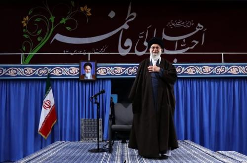 هزاران نفر از ذاکران اهل‌بیت(ع) با رهبر انقلاب دیدار می‌کنند 