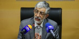 به دنبال نجات اقتصاد ایران هستیم/ کسانی که در لیست نیستند انصراف بدهند