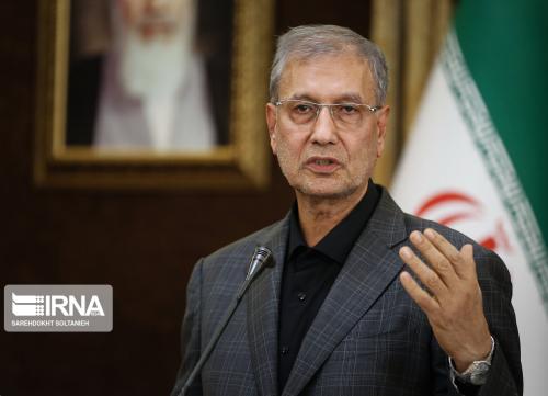 عده‌ای دولت را به «کرونا هراسی» متهم کردند