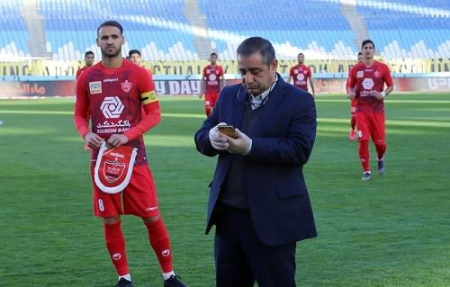 مرادی: مسئولان سپاهان حتی لیست بازیکنان خود را به ما ندادند 