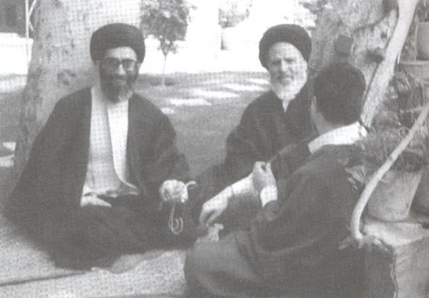 عکس/جلسه سران سه قوه در سال ۱۳۶۷