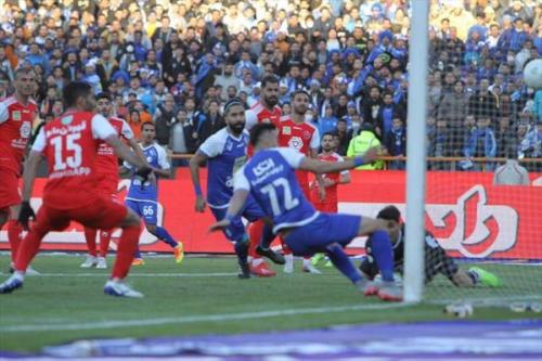 ستاره هایی که استقلال را بالاتر‌ از پرسپولیس قرار دادند!+عکس