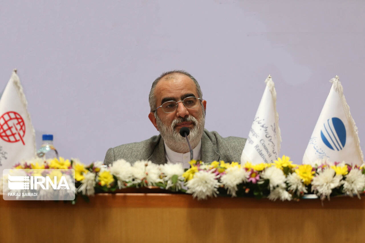 ایران به هیچ عنوان از پیک کرونا عبور نکرده است