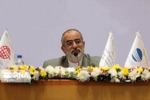 ایران به هیچ عنوان از پیک کرونا عبور نکرده است