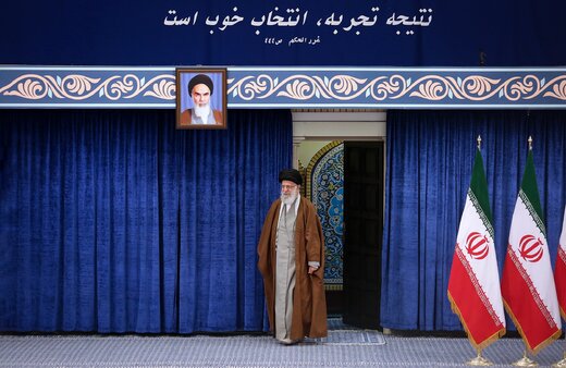 نقش بی‌بدیل رهبر انقلاب در مدیریت‌ چالش‌ها؛ از عین‌الاسد تا کرونا