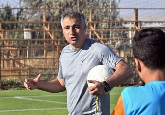 الهامی: سرمربیگری تراکتور برایم بهترین اتفاق سال ۹۸ بود