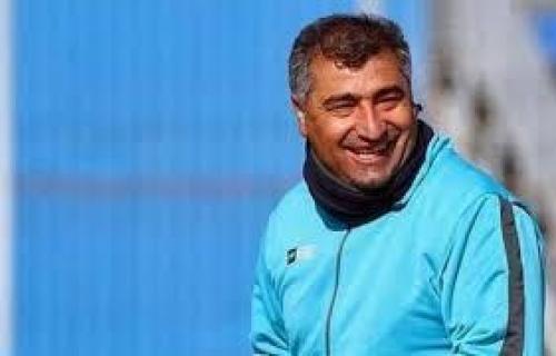  واکنش سرمربی تراکتور به بلاتکلیفی لیگ برتر 