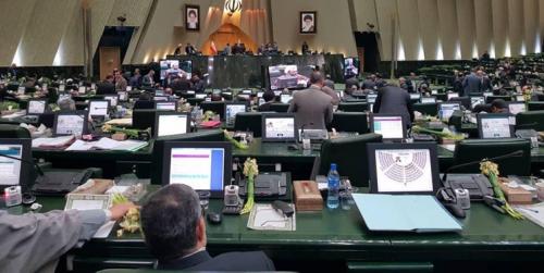 دستکاری قانون بودجه 99 به نفع نجومی‌بگیران/ متخلفان باید به محاکم قضایی معرفی شوند