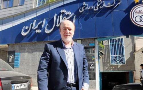 حقوق من در استقلال ۶ میلیون بود