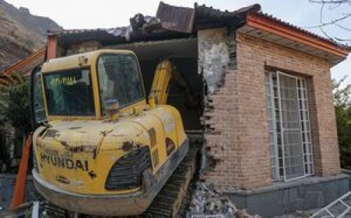  تخریب ۱۰۰ ویلای لوکس در اراضی کشاورزی و باغات شهریار