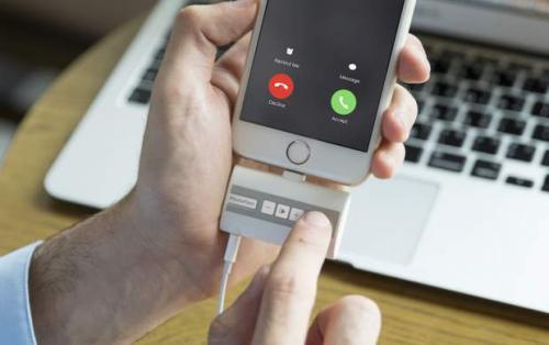 فحاشی پشت تلفن چقدر حبس دارد؟