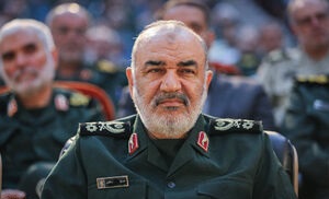دستور فرمانده کل سپاه برای اعزام دو فروند بالگرد به گچساران