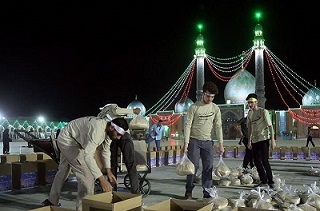  عکس/ تهیه و توزیع ۱۰۰۰ بسته معیشتی