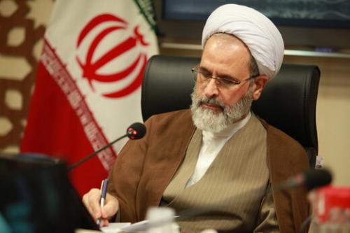 آیت‌الله اعرافی: حوزه علمیه باید پاسخگوتر باشد