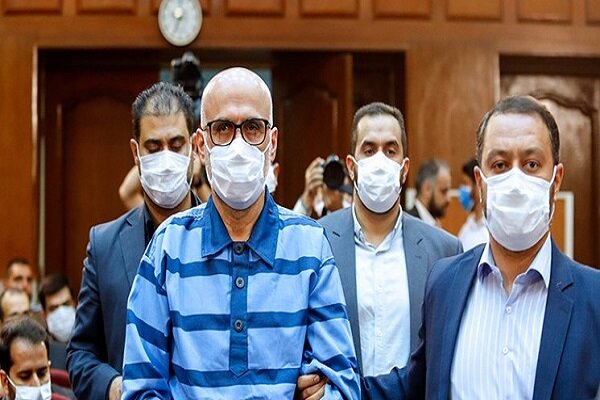 طبری در دادگاه: ۲۰سال خدمت صادقانه داشتم!