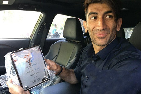 تندیس«مسئولیت اجتماعی آسیا»برای بیرانوند