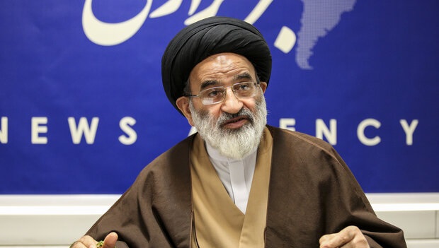 دولت هر کجا پول کم می‌آورد، از بودجه فرهنگ برداشت می‌کند