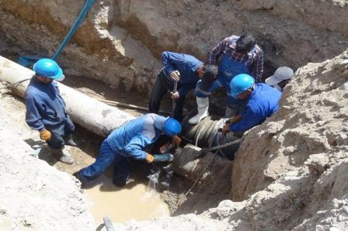 آب روستای ام اطمیر اهواز وصل شد 