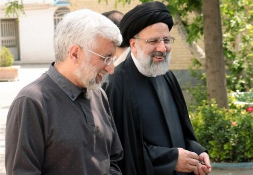 اگر جلیلی و رئیسی رئیس‌جمهور شده بودند دلار چه قیمتی داشت؟/ ماجرای نامه جلیلی به سران قوا که اگر به آن توجه می‌شد امروز اوضاع دلار آشفته نبود