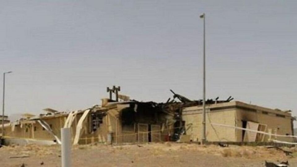 چه کسانی در داخل ایران پشت حادثه سایت نطنز هستند؟/ حادثه نطنز چه ربطی به برجام و مذاکرات هسته‌ای می تواند داشته باشد؟+فیلم