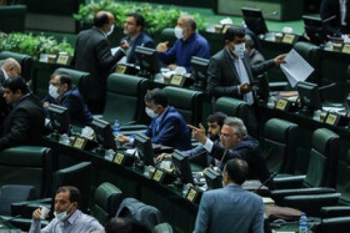 تذکرات کتبی نمایندگان به روحانی و وزرا