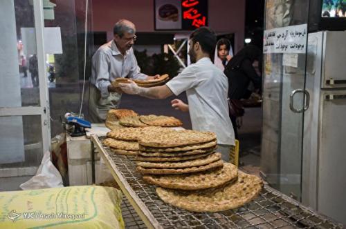 نان به نرخ نانوایی ها