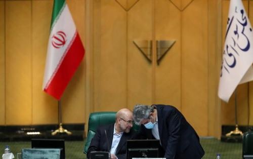 تاجگردون:معاون بودن خواهر من جرم است اما ریاست همسر زاکانی بر دانشگاه جرم نیست؟/بعد از تماس قالیباف در صحن حاضر شدم/گفتند با منافقین رابطه دارم چون..