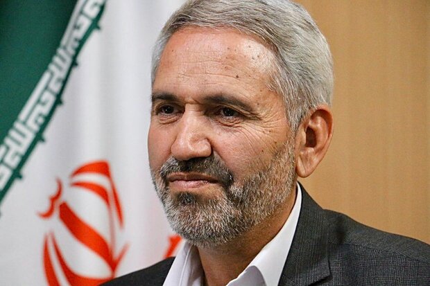 «برجام» اقتصاد را قفل کرد/ دولتی‌ها از اتاق بسته خود بیرون بیایند