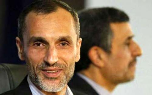 معاون احمدی‌نژاد قصد فرار از کشور را داشت؟ /حمید بقایی در زندان نیست چون...