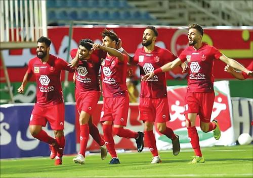 هزار امتیازی شدن پرسپولیس با کمک یک استقلالی!