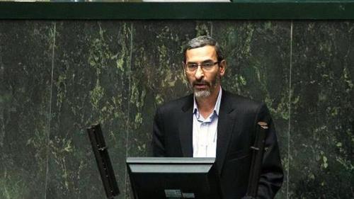 پورمختار: ادعای «انا رجل» در مجلس زیاد است