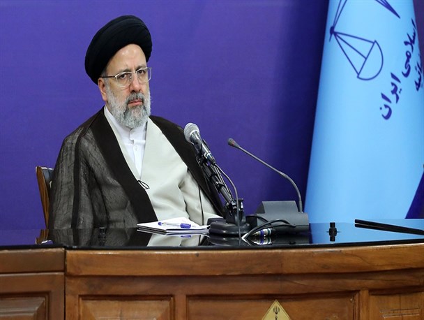 لزوم فعال سازی واحدهای تولیدی و کارخانه‌های تحت تملک بانک‌ها/ افرادی که با تقلب اعلام ورشکستگی کنند مجازات می‌شوند
