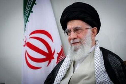 ابَرحریفی به نام آیت‌الله خامنه‌ای