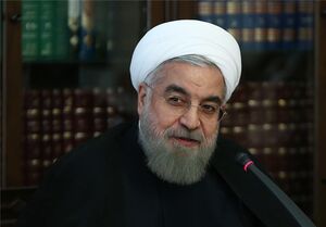 فیلم/ هدیه روحانی به خبرنگاران