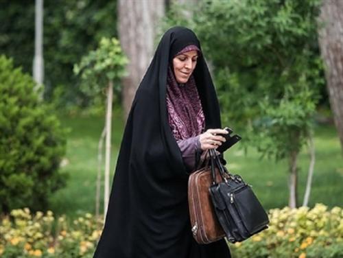 واکنش تند مولاوردی به ماجرای اخذ 5 میلیارد از بنیاد /خانم حقوقدان پاسخ اظهارات فتاح را به طور حقوقی می‌دهد؟