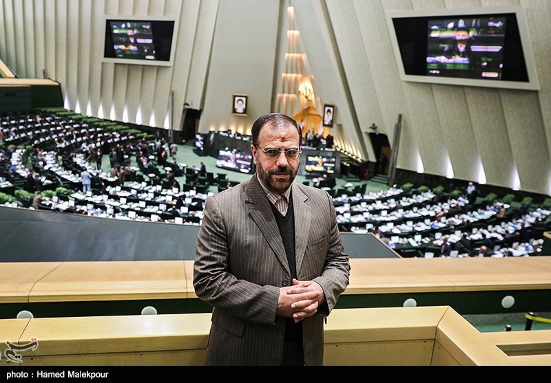 توصیه معاون روحانی به داخلی‌ها
