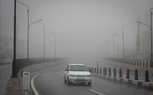 جاده های مازندران بارانی و لغزنده است