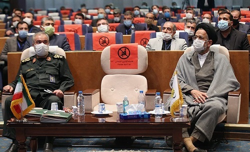 عکس/ فاصله گذاری بین وزیر اطلاعات و سردار فدوی