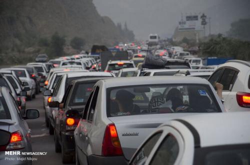  جاده‌های شلوغ و ترافیک سنگین شمال